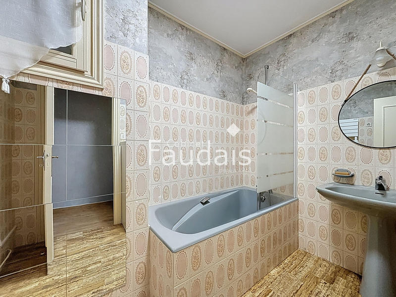 Maison - 176 m² - 6 pièces