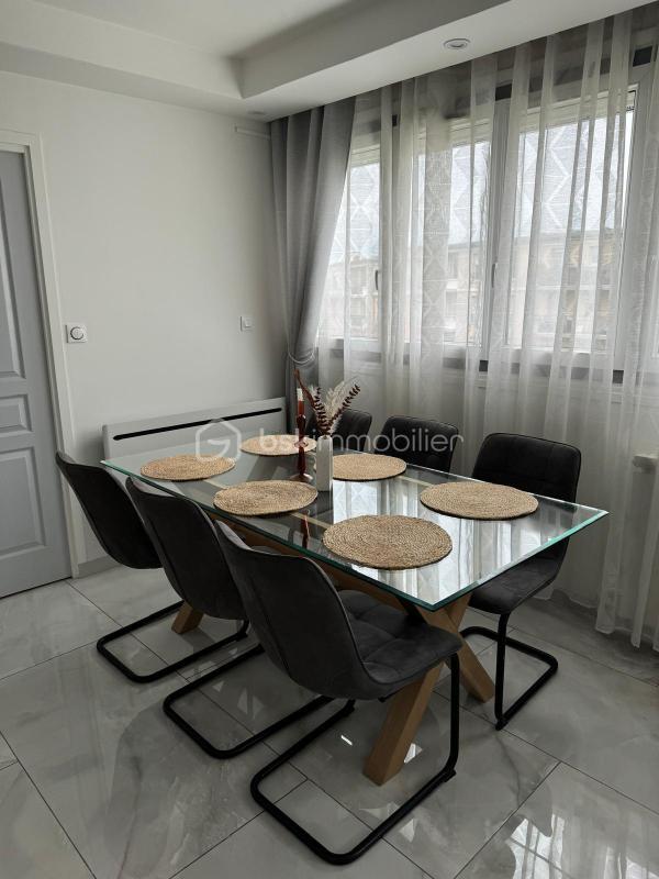 Appartement - 57 m² - 3 pièces