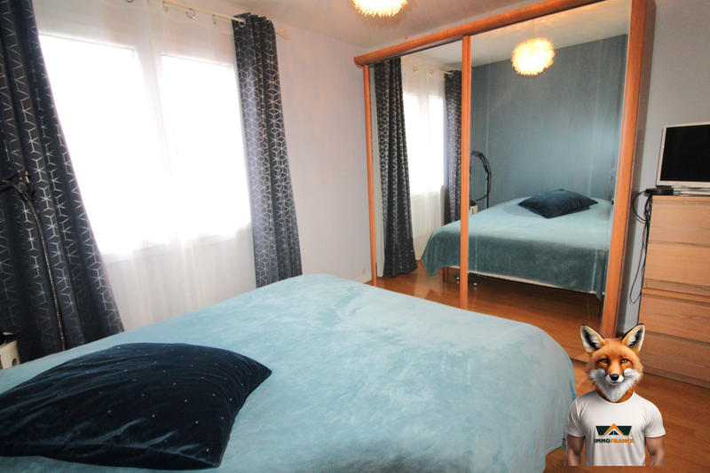 Maison - 80 m² - 5 pièces