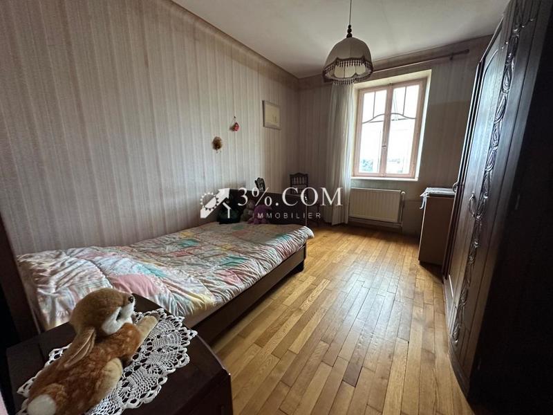 Maison de village - 252 m² - 11 pièces