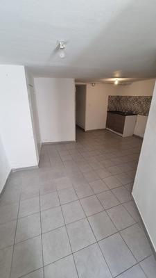 Studio - 25 m² - 1 pièce