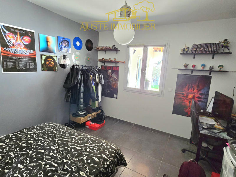 Propriété - 130 m² - 4 pièces