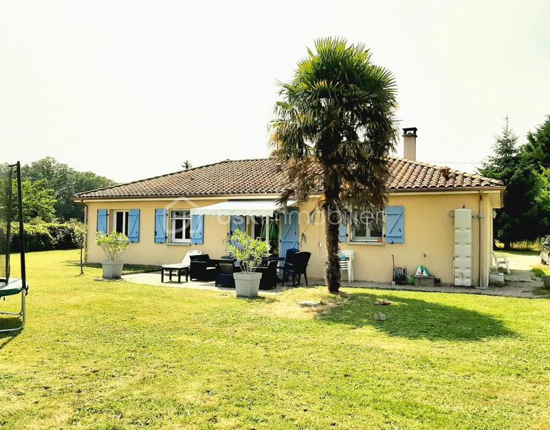 Pavillon - 92 m² - 5 pièces