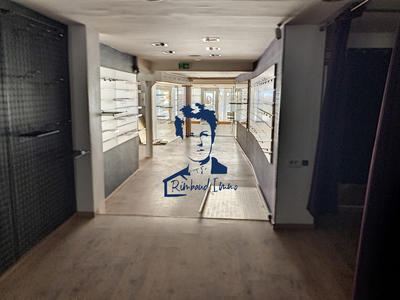 Local d'activités - 112 m²