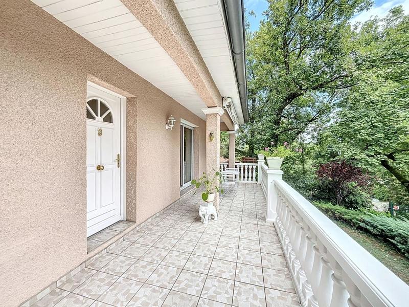 Maison - 125 m² - 5 pièces