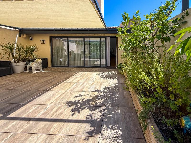 Maison - 189 m² - 7 pièces