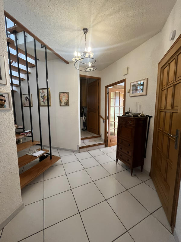 Villa - 140 m² - 5 pièces