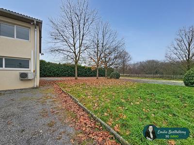 Local commercial - 173 m² - 4 pièces