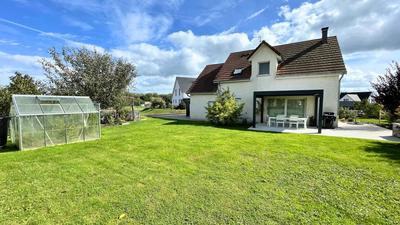 Maison - 137 m² - 5 pièces