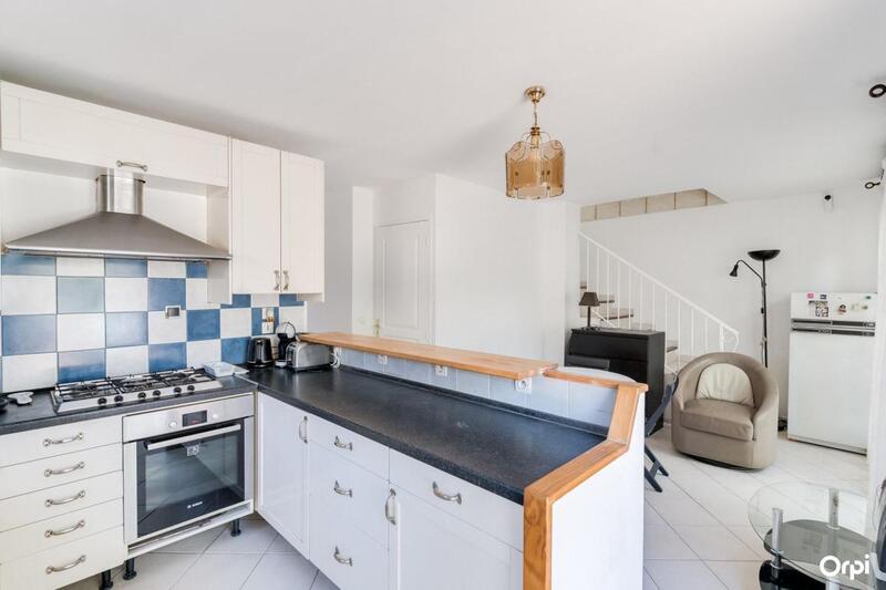 Maison - 210 m² - 6 pièces