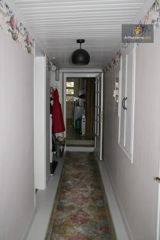 Maison - 134 m² - 8 pièces