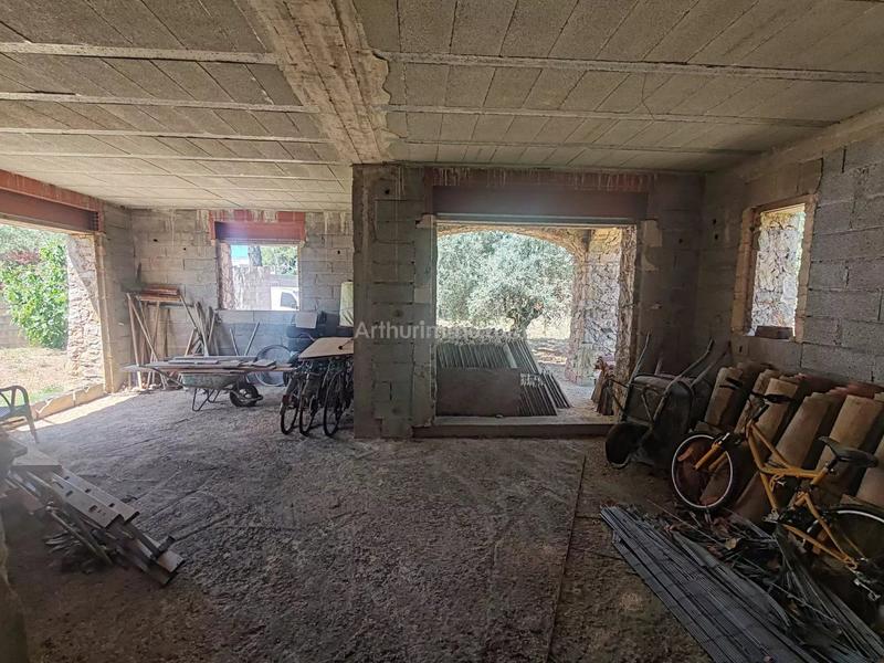 Maison - 250 m² - 5 pièces