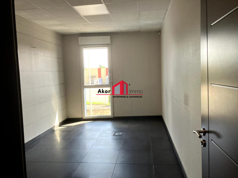 Bureau - 358 m² - 10 pièces