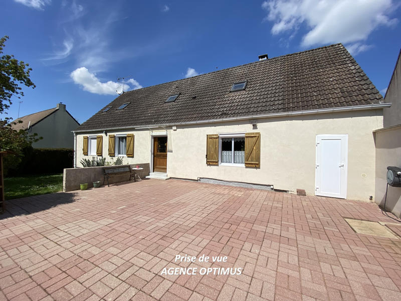 Maison - 156 m² - 8 pièces