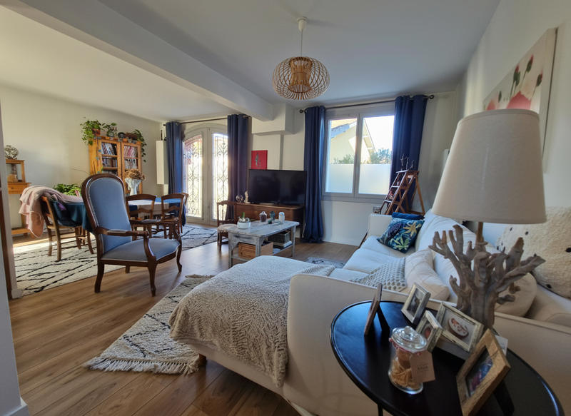 Appartement - 81 m² - 3 pièces