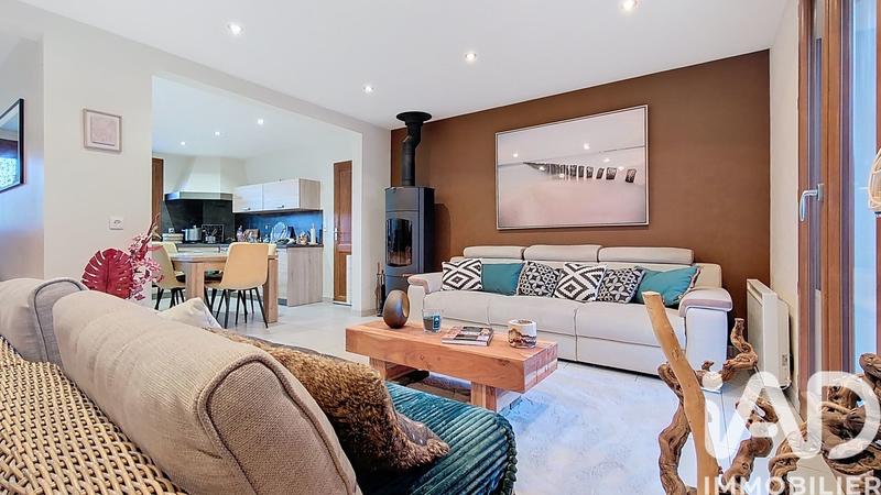 Maison - 138 m² - 6 pièces