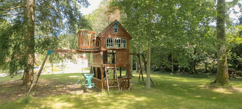 Maison - 212 m² - 9 pièces