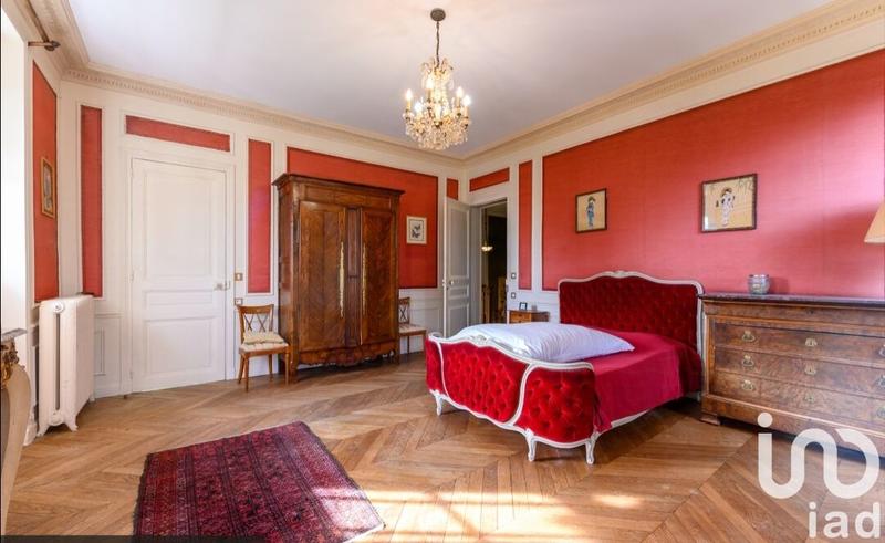 Maison - 357 m² - 14 pièces