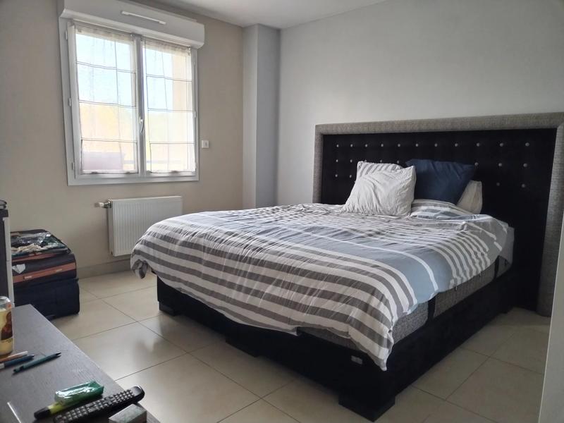 Maison - 140 m² - 8 pièces