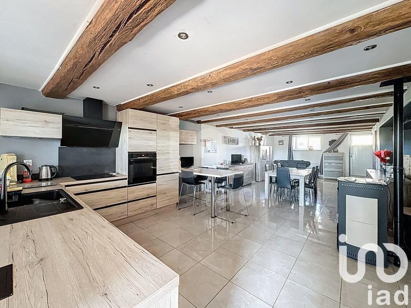 Maison - 206 m² - 6 pièces