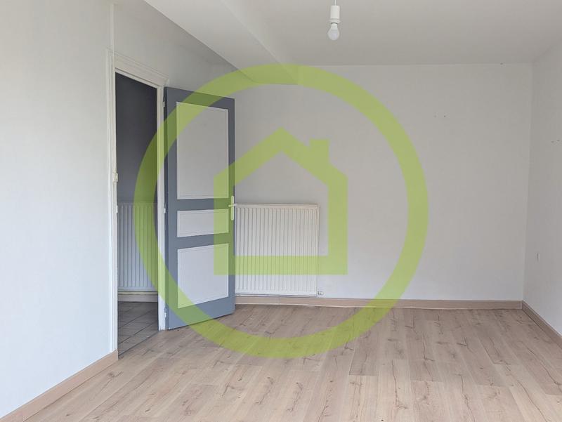 Maison - 220 m² - 7 pièces