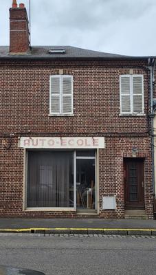 Maison - 111 m² - 6 pièces