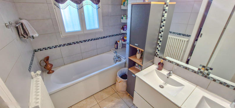 Maison de ville - 178 m² - 10 pièces