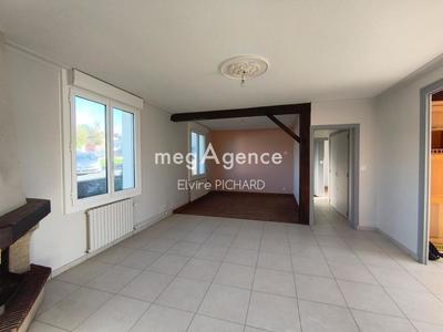 Maison traditionnelle - 75 m² - 3 pièces