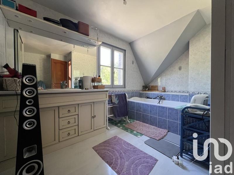 Maison - 227 m² - 7 pièces