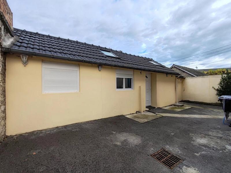 Immeuble - 152 m² - 10 pièces