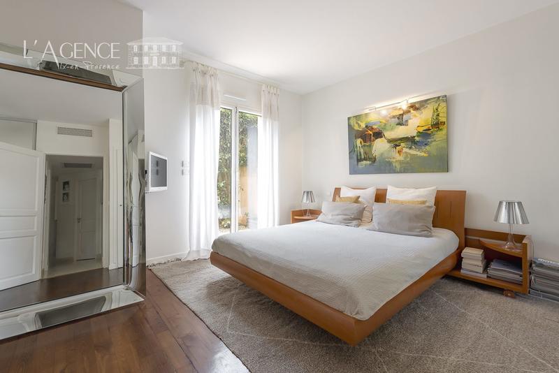 Duplex - 183 m² - 6 pièces