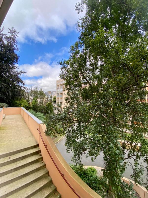 Appartement - 84 m² - 4 pièces