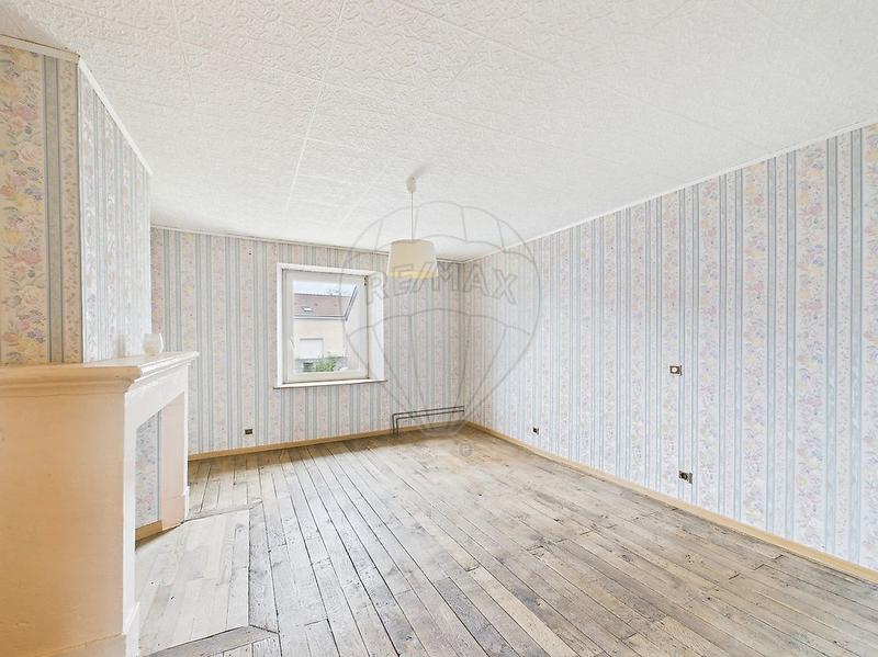 Maison - 180 m² - 8 pièces