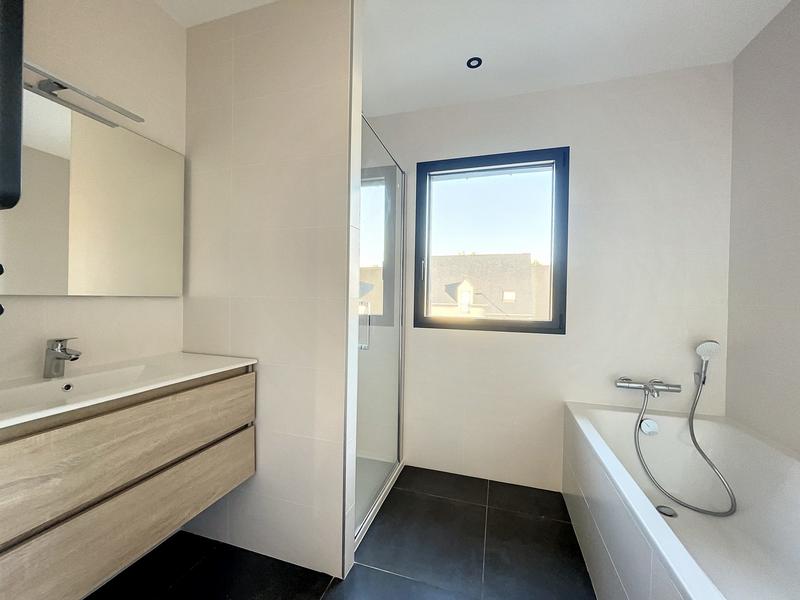 Maison contemporaine - 164 m² - 6 pièces