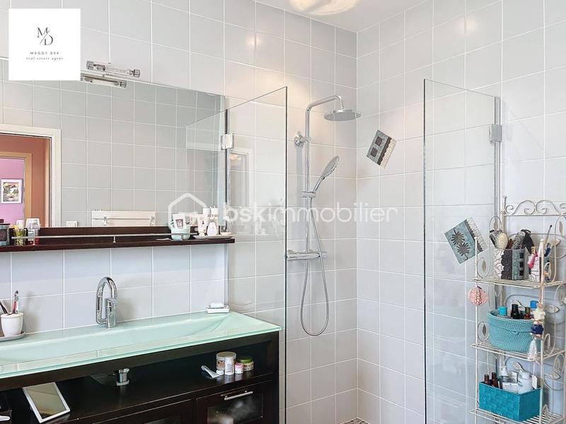 Maison d'architecte - 178 m² - 9 pièces