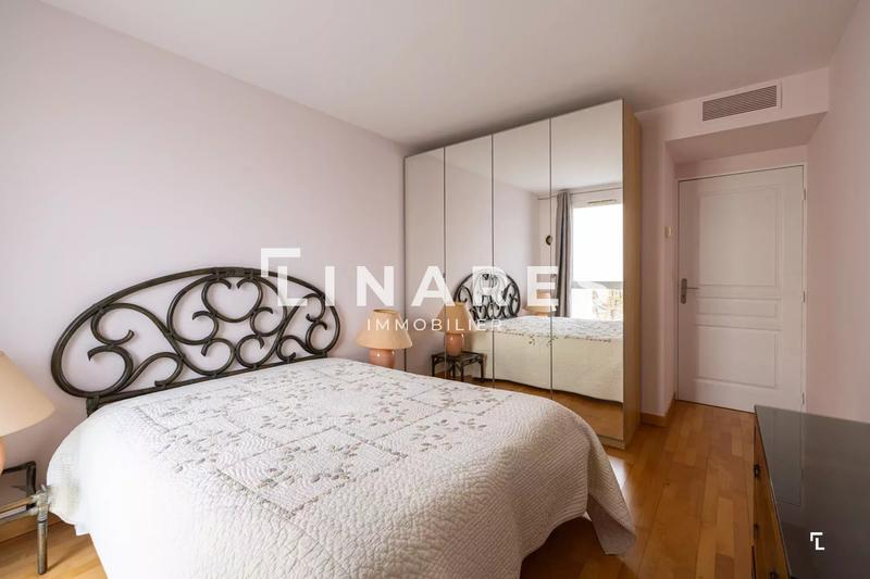 Appartement - 100 m² - 4 pièces