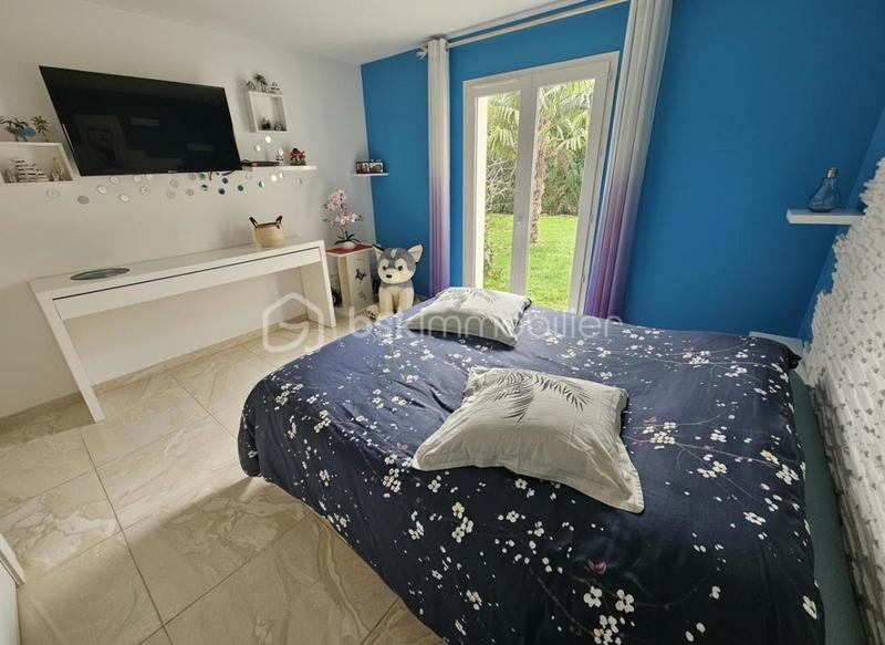 Maison - 140 m² - 5 pièces