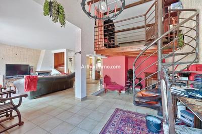 Maison - 120 m² - 4 pièces