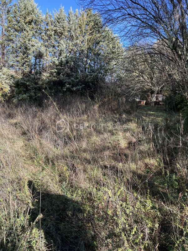 Terrain constructible - 800 m²