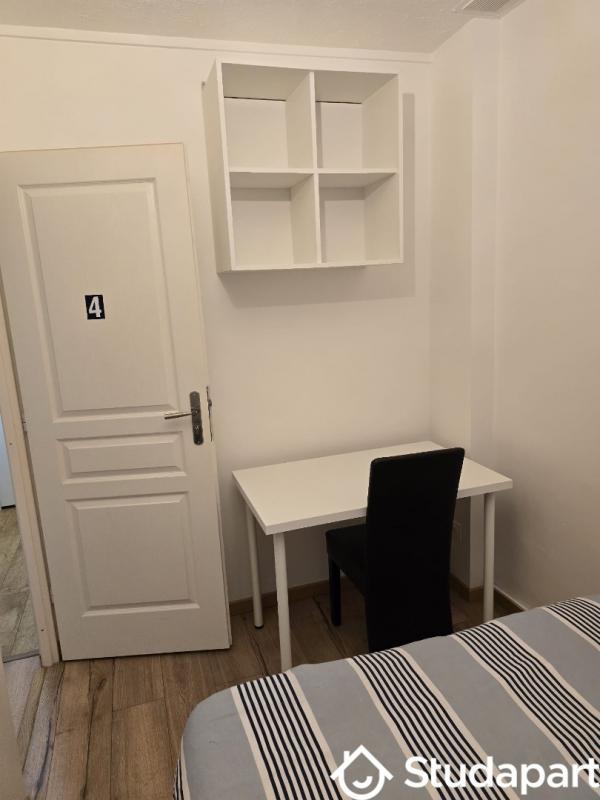 Chambre - 9 m² - 1 pièce