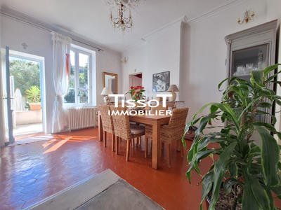 Maison - 128 m² - 5 pièces