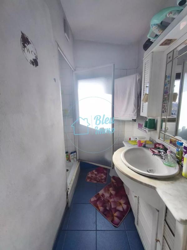 Immeuble - 215 m² - 12 pièces