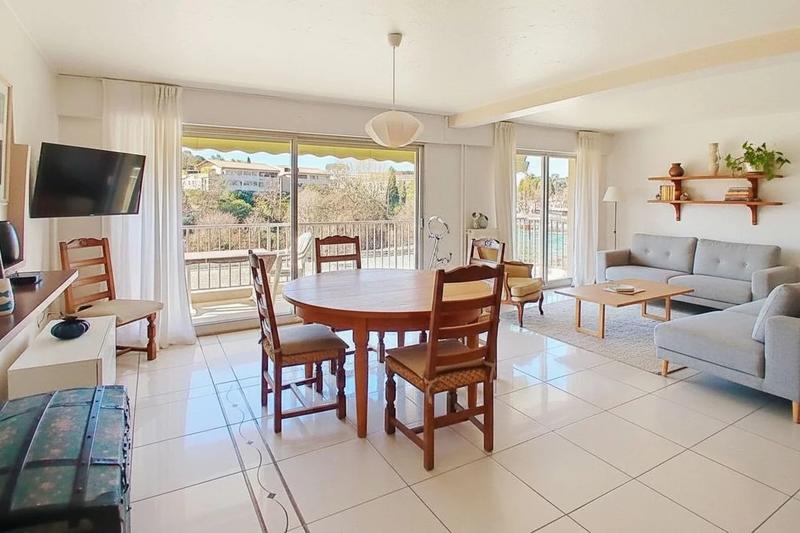 Appartement - 91 m² - 5 pièces