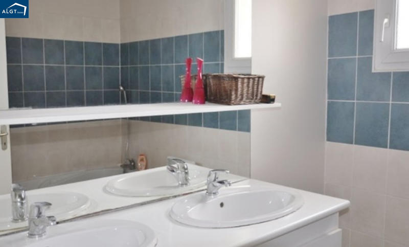 Maison - 108 m² - 5 pièces