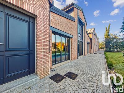 Maison de maîtres - 750 m² - 14 pièces