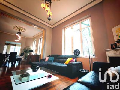 Maison - 258 m² - 10 pièces