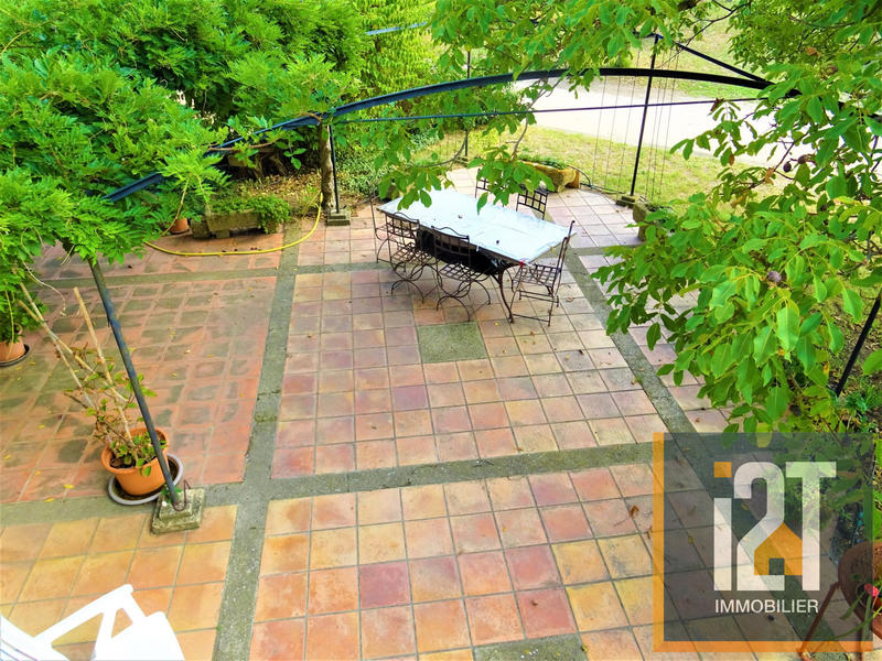 Mas - 220 m² - 7 pièces