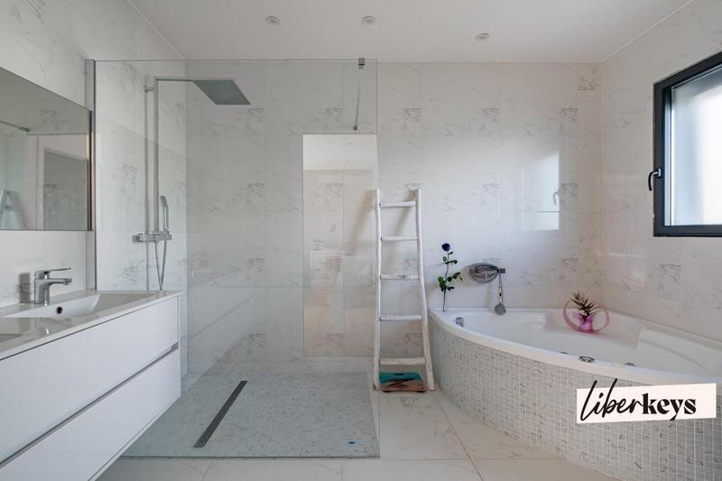 Villa - 154 m² - 5 pièces