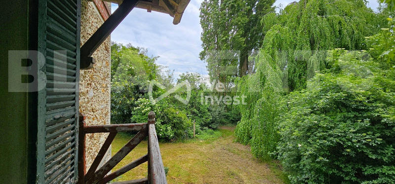 Maison - 220 m² - 11 pièces