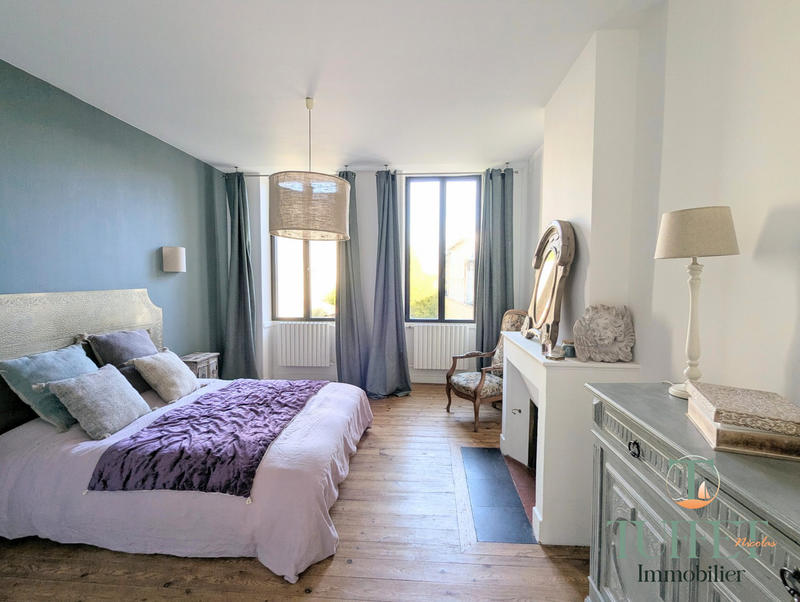 Maison ancienne - 200 m² - 5 pièces